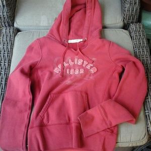 red Hollister hoodie pullover